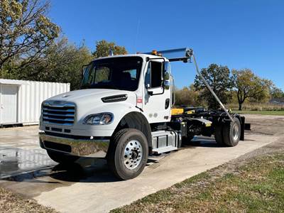 Freightliner M2 106 Hooklift Truck - Cummins, 330HP