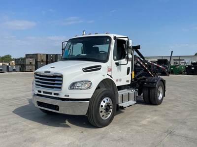 Freightliner M2 106 Hooklift Truck - Cummins, 330HP