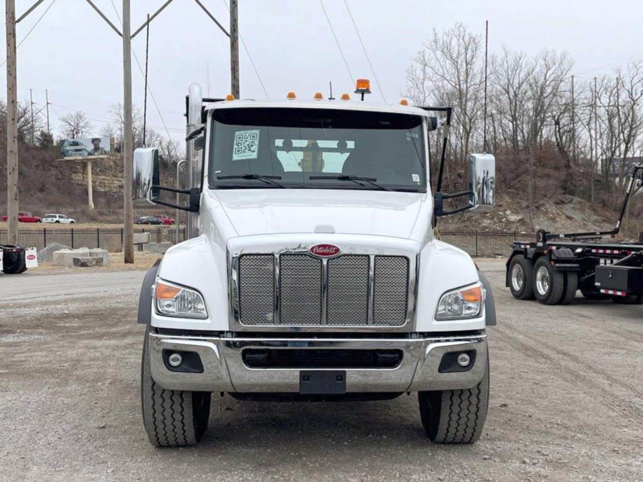 2023 Peterbilt 548 Tandem Axle Hooklift Truck Paccar, 350HP, 6 Speed