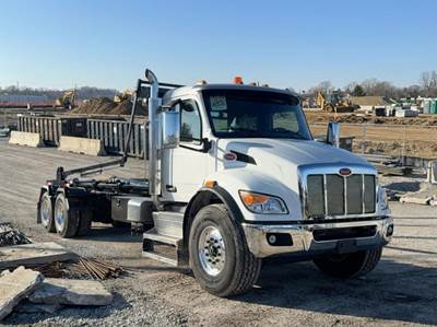 Peterbilt 548 Hooklift Truck - Paccar, 360HP
