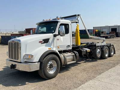Peterbilt 567 Hooklift Truck - Cummins, 450HP
