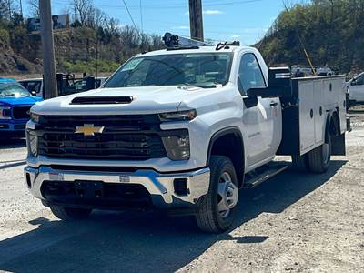 Chevrolet 3500 Mechanic / Service Truck - Duramax, 350HP