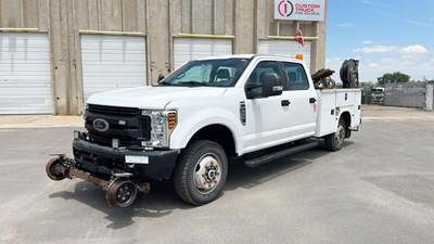 Ford F-350 Mechanic / Service Truck - 6.2L G, 385HP