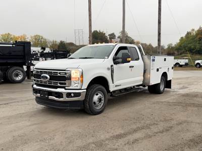 Ford F-350 Mechanic / Service Truck - 6.7L D, 330HP