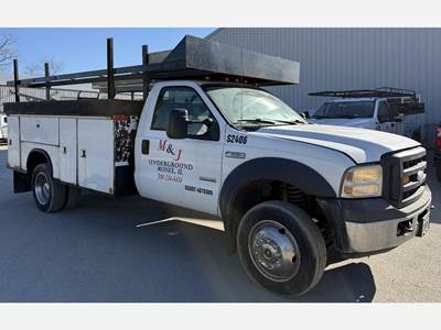 Ford F-550 Mechanic / Service Truck - V8 6.0L