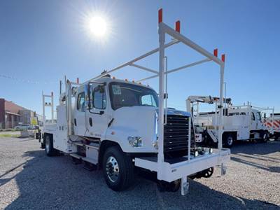 Freightliner 108SD Mechanic / Service Truck - Cummins, 300HP