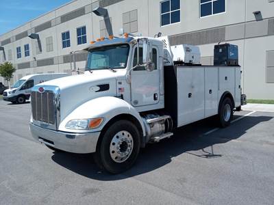 Peterbilt 337 Mechanic / Service Truck - Paccar, 330HP