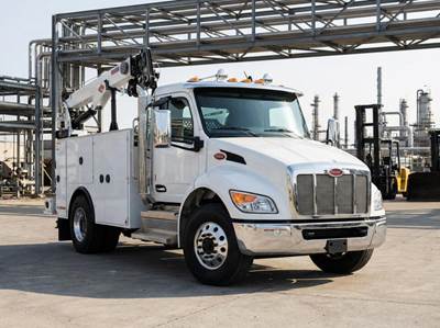 Peterbilt 536 Mechanic / Service Truck - Paccar, 300HP