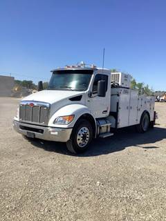 Peterbilt 537 Mechanic / Service Truck - Paccar, 370HP