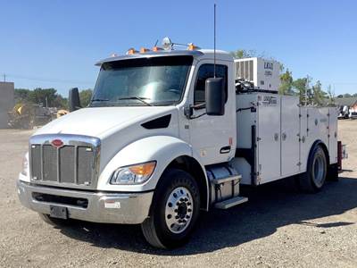 Peterbilt 537 Mechanic / Service Truck - Paccar, 370HP