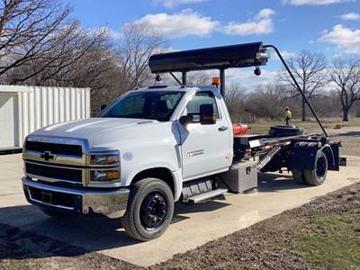 Chevrolet 6500 Roll Off Truck - Duramax, 350HP