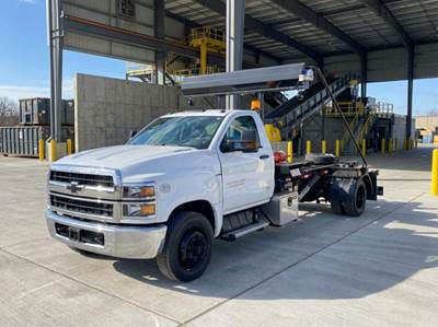 Chevrolet 6500 Roll Off Truck - Duramax, 350HP