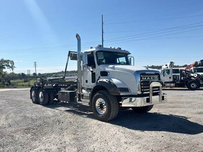 Mack Granite 64BR Roll Off Truck - MP8 D, 445HP