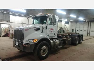 Peterbilt 348 Roll Off Truck - Paccar, 350HP