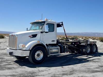 Peterbilt 567 Roll Off Truck - Paccar, 510HP