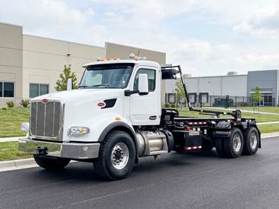 Peterbilt 567 Roll Off Truck - Paccar, 455HP