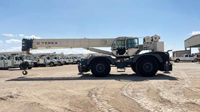 Terex RT670 Rough Terrain Crane