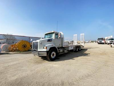 Western Star 4700SB Tag Trailer