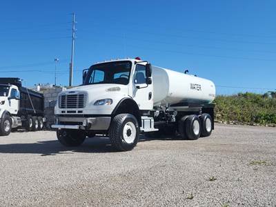 Freightliner M2 106 Water Truck - Cummins 300HP