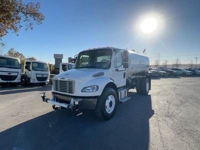 Freightliner M2 106 Water Truck - Cummins 250HP