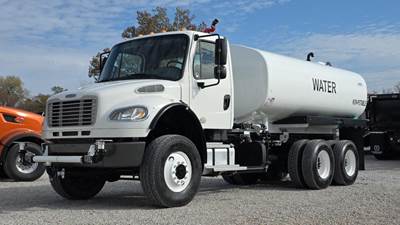 Freightliner M2 106 Water Truck - Cummins 300HP