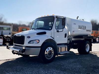 Freightliner M2 106 Water Truck - Detroit 240HP