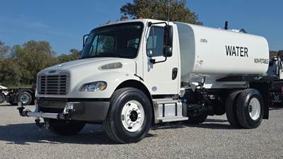 Freightliner M2 106 Water Truck - Cummins 300HP