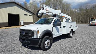 2019 FORD F-550 SUPER DUTY XL 121K MLS - 6.7L & ALTEC 45' INSUL. BOOM