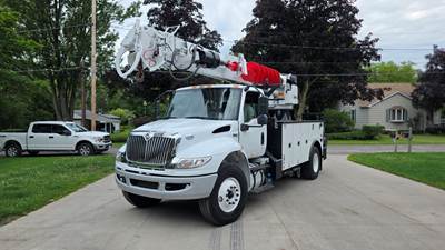 2019 INTERNATIONAL MV607 CUMMINS AUTO 44K MI & ALTEC DM47B-TR DIGGER