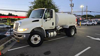 2019 INTERNATIONAL DURASTAR 4300 6.7 CUMMINS+LEDWELL 2000 GAL SPRAYER