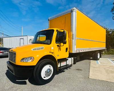 2020 Freightliner M2 106 Box Truck, 26ft, Non CDL, Liftgate, Warranty Included