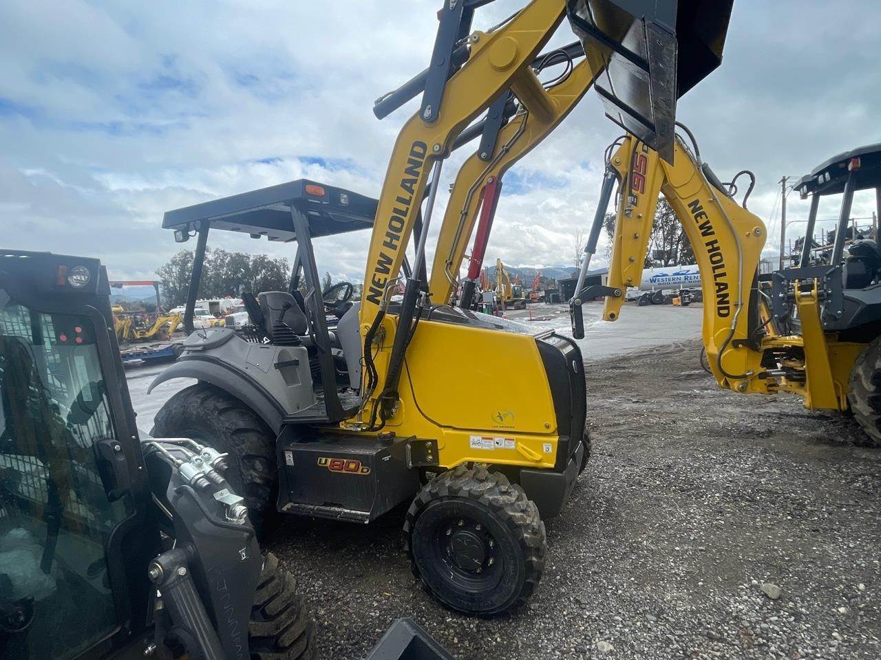 2023 New Holland U80D Skip Loader For Sale Fontana, CA S009218