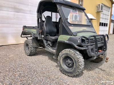 2010 John Deere 825i Gator 4x4  UTV Side by Side