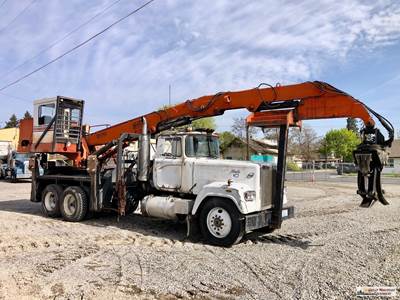 Serco 200 Truck-Mounted Log Loader