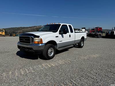 2001 Ford F-250 XLT SD Extended Cab Truck