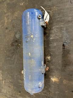 Volvo VNL Air Tank