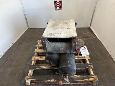 Peterbilt 365 Battery Box