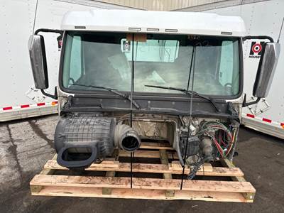 Volvo VNL Cab Assembly