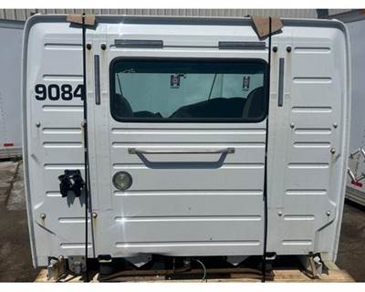 Volvo VNL Cab Assembly