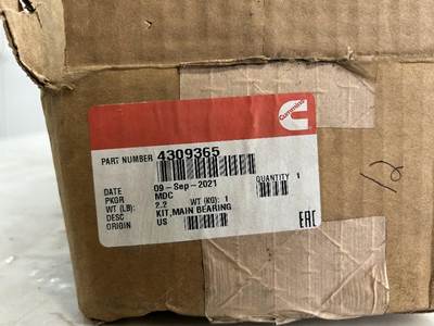 Cummins 320 Engine Part for a Peterbilt 320