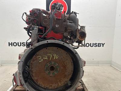 Cummins ISL G Engine for a Mack LEU633