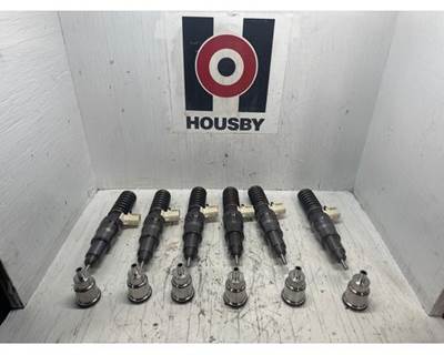 Mack MP10 Fuel Injector for a Housby USED PARTS