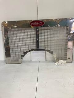 Peterbilt 320 Grille