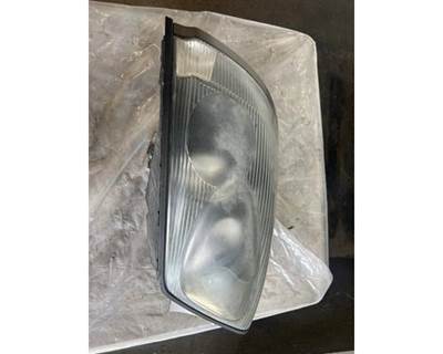 Volvo VNL Right Headlight Assembly