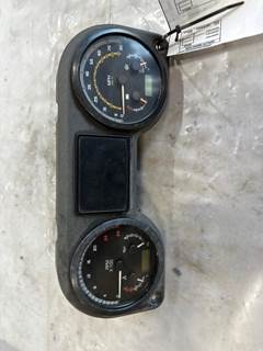 Mack MR Instrument Panel Cluster for a Mack MRU633