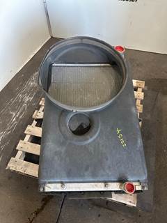 Mack MR COOLING PACKAGE Radiator for a Mack MRU613