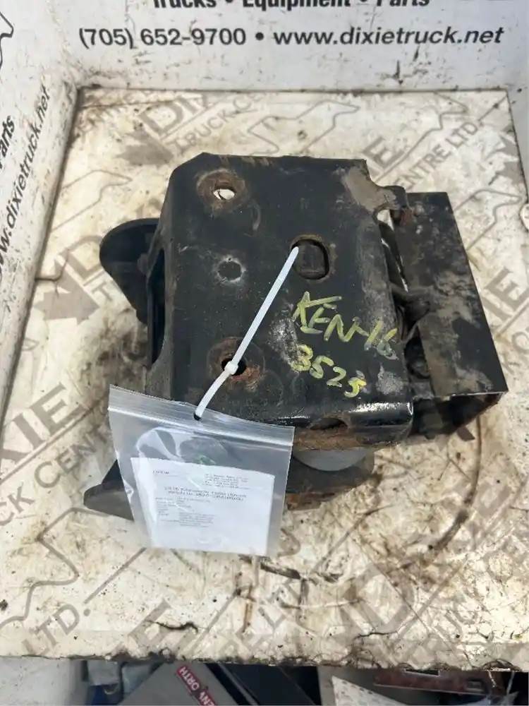 2016 Kenworth T800 Air Bag For Sale Lakefield, ON, Canada 10657AA