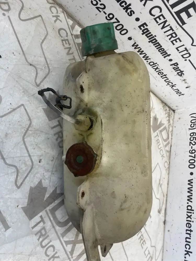 2000 Volvo ACL AUTOCAR Coolant Reservoir For Sale Lakefield, ON