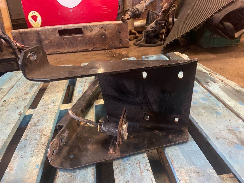 Power Steering Reservoir Mount For Sale Lakefield, ON, Canada O/S