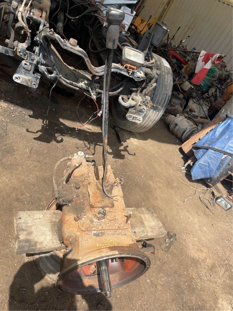 EatonFuller RT6609A Transmission for a 1995 Ford LS8000 For Sale Lakefield, ON, Canada